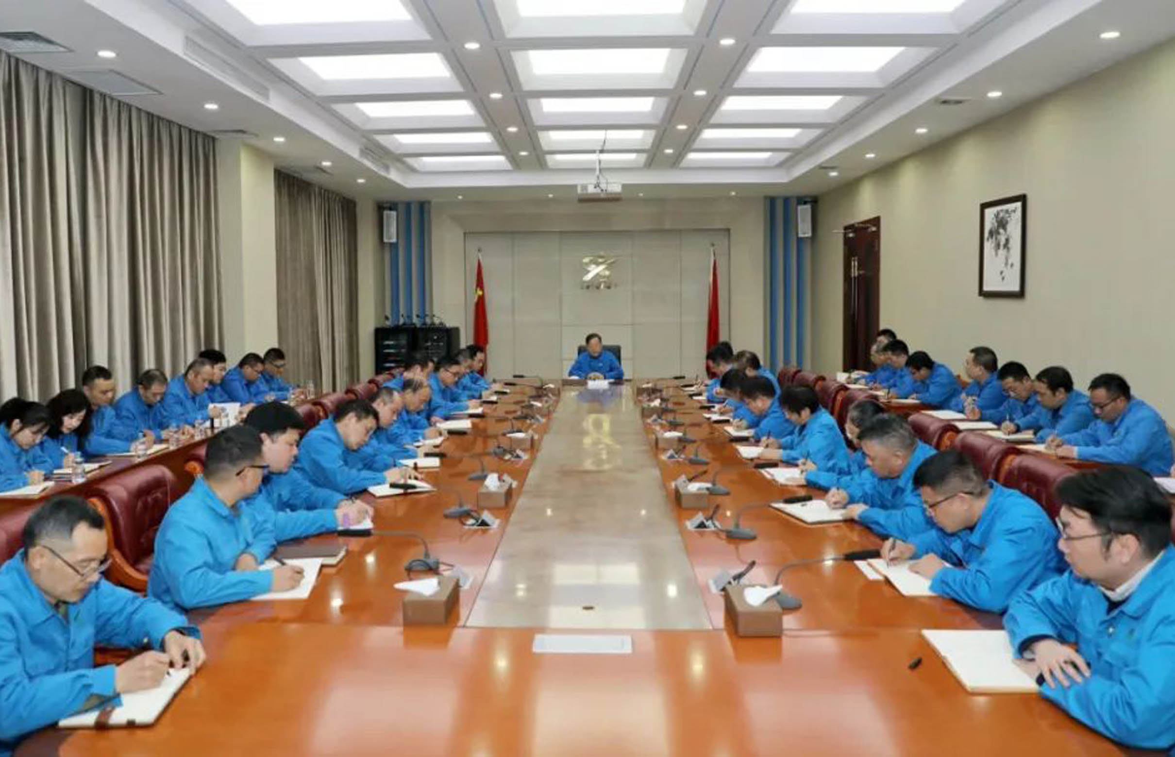 学习民营企业座谈会精神——华体会（中国）集团：发挥装备能力强、制造能力强、创新能力强的优势，坚守主业、做强实业。